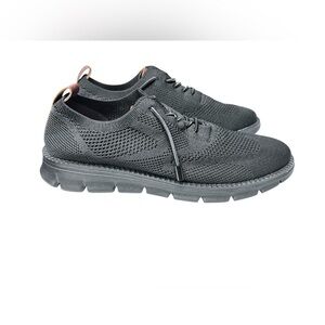 Breeze shoes black size 9.5 or EU 40